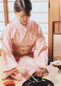 茶ヲ練ル／佐藤ゆりこ